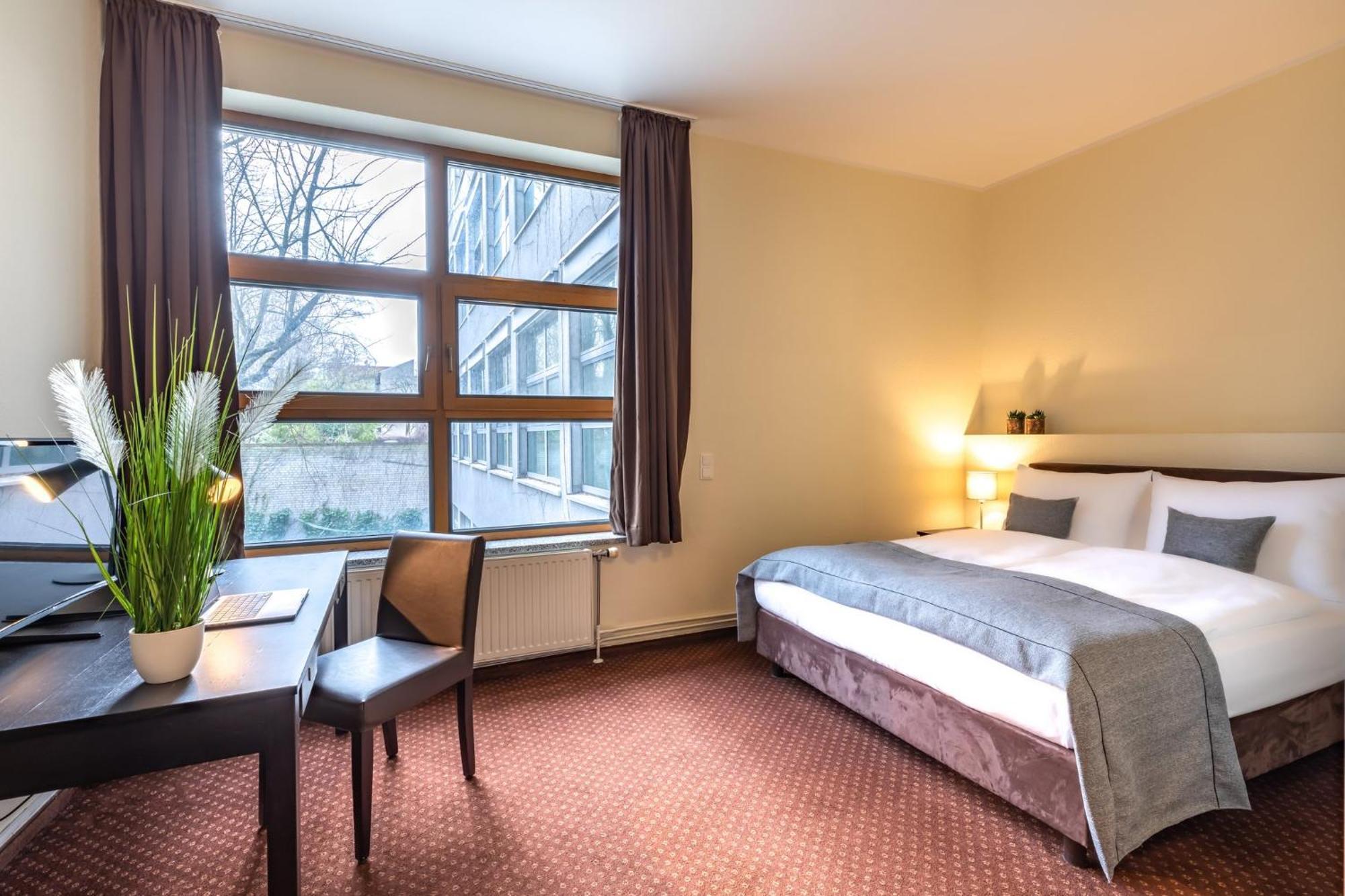 Garner Hotel Berlin - Schoeneberg By Ihg Buitenkant foto